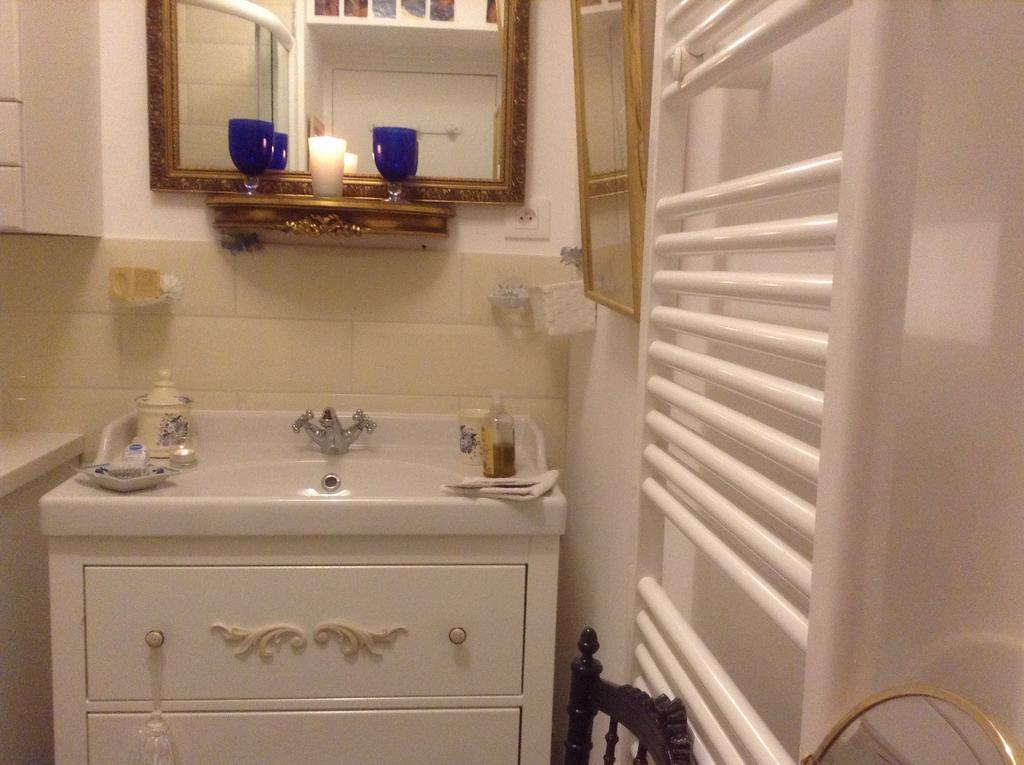 la maison du phare chambre d hôtes B&B -jacuzzi privé- shabby chic Honfleur Camera foto