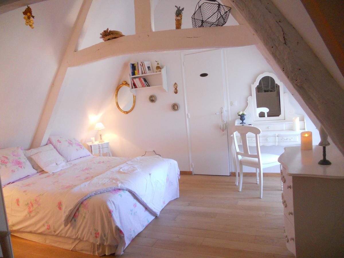 la maison du phare chambre d hôtes B&B -jacuzzi privé- shabby chic Honfleur Esterno foto
