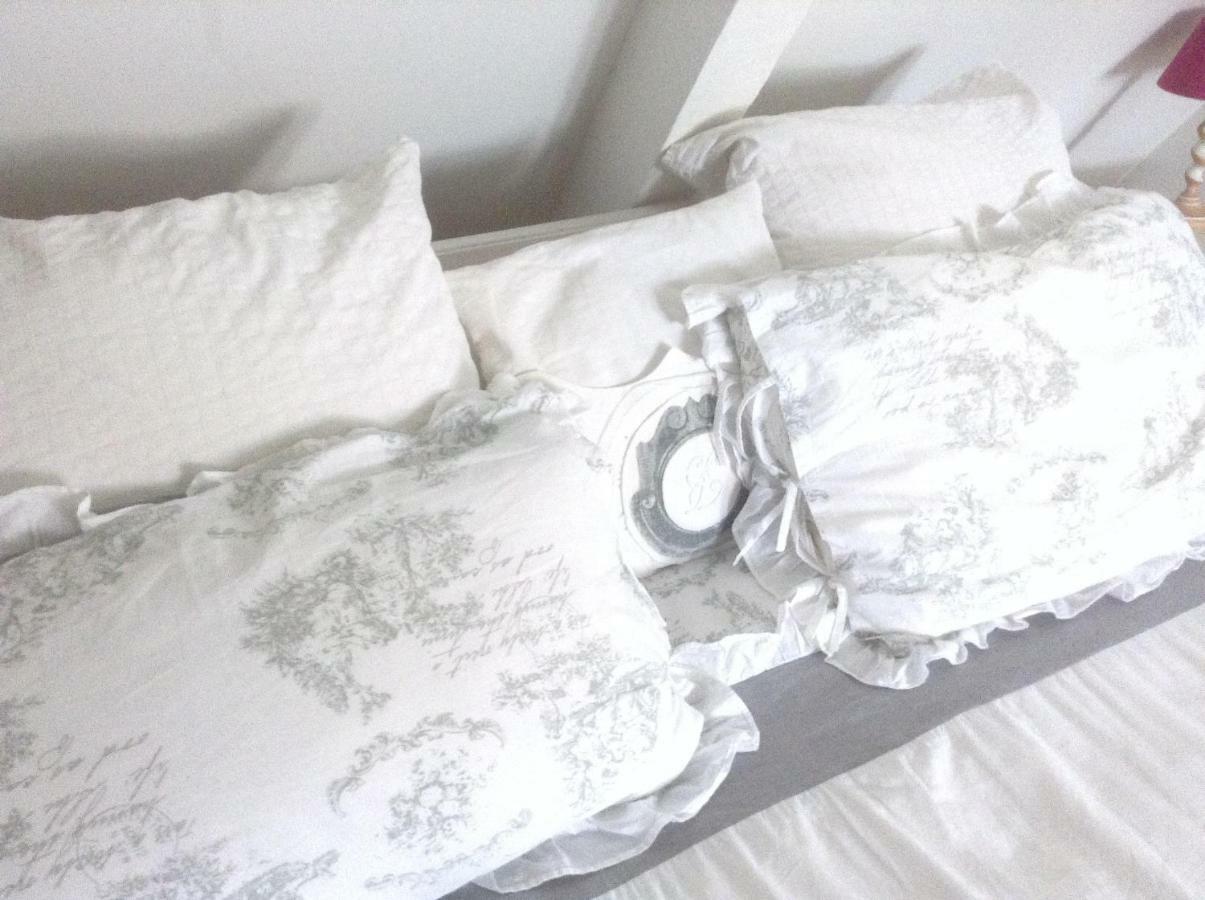 la maison du phare chambre d hôtes B&B -jacuzzi privé- shabby chic Honfleur Esterno foto